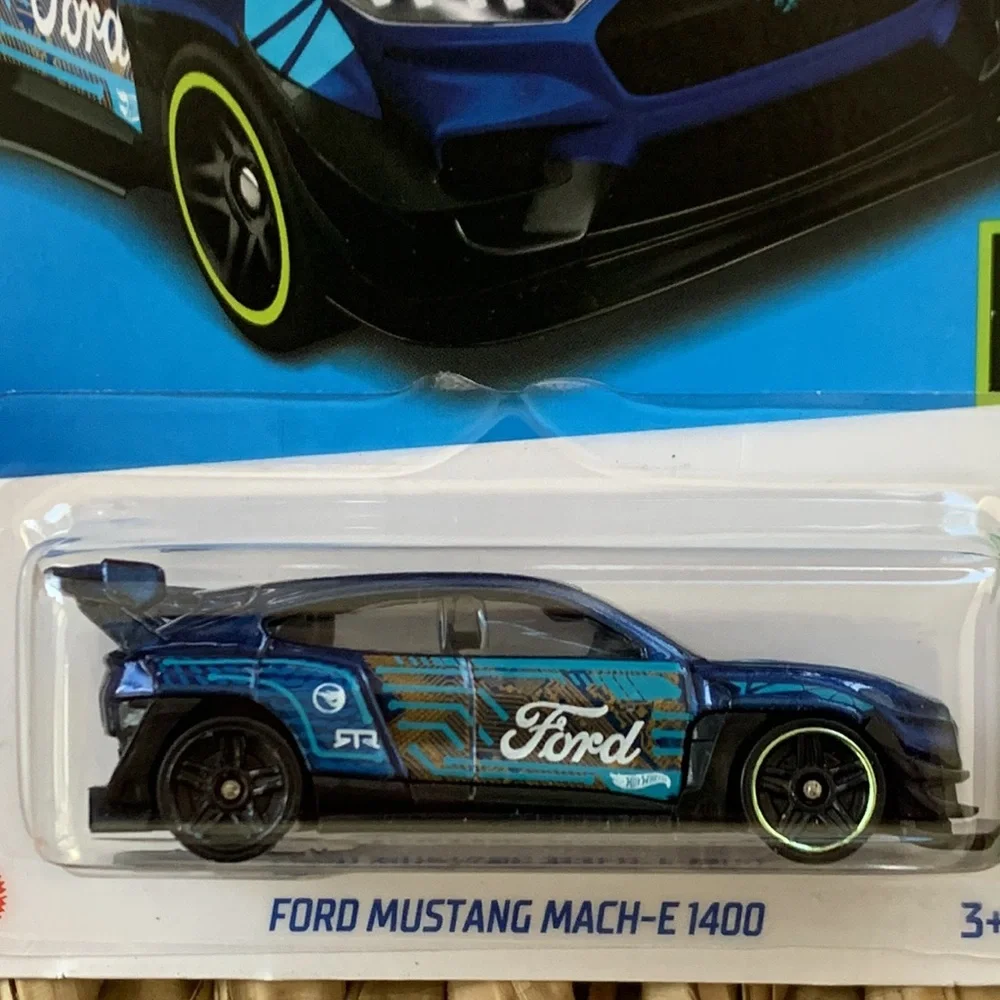 Treasure Hunt Ford Mustang Mach E1400 Hot Wheels Electric Vehicle EV Car 2024 🆕